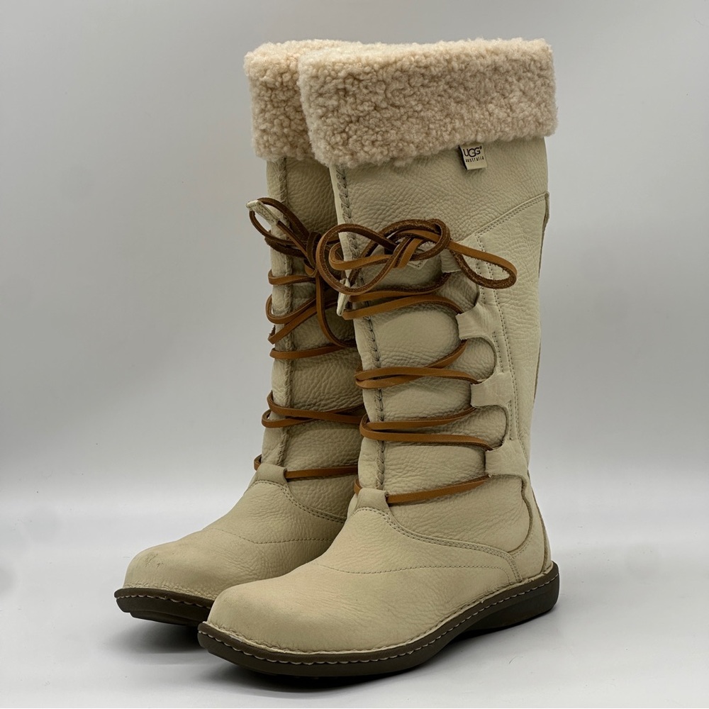 UGG Lace Up Boots. Size 10 - Picture 4 of 11